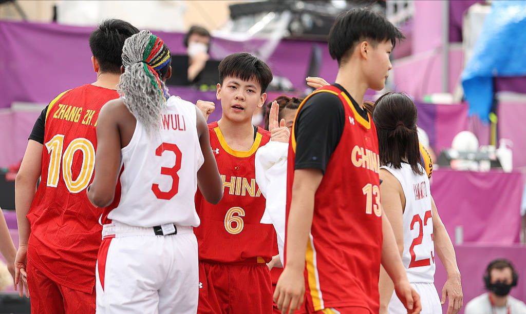 新鹏城vs成都：三外援PK四外援，韦世豪、杨明洋出战（新鹏城对阵成都：三外援迎四外援，韦世豪与杨明洋登场）