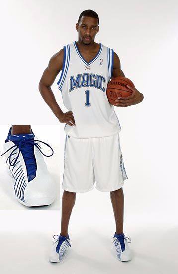 2025-26橄榄球挑战杯R1酋长战胜猎豹（橄榄球挑战杯2025-26赛季首轮：酋长击败猎豹）