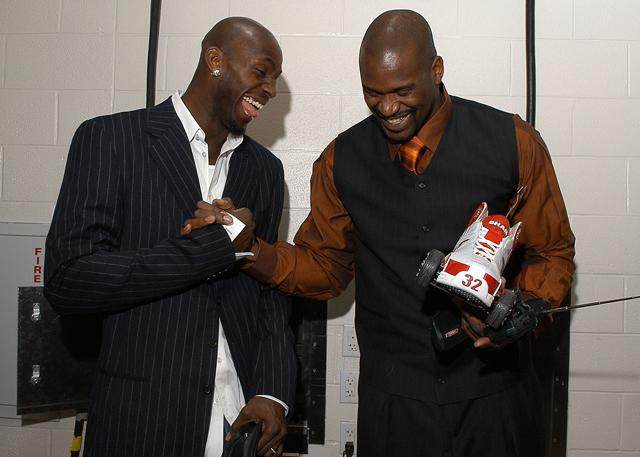 国足官方祝福魏祥鑫：期待以后为中国足球贡献更多力量（国足官方送祝福魏祥鑫：期待其未来为中国足球再立新功）