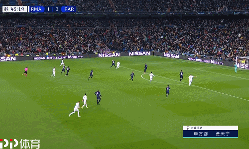 看看谁来了!穆勒回到拜仁主场，观战对阵美因茨的德甲比赛（穆勒现身拜仁主场，观战德甲对阵美因茨）